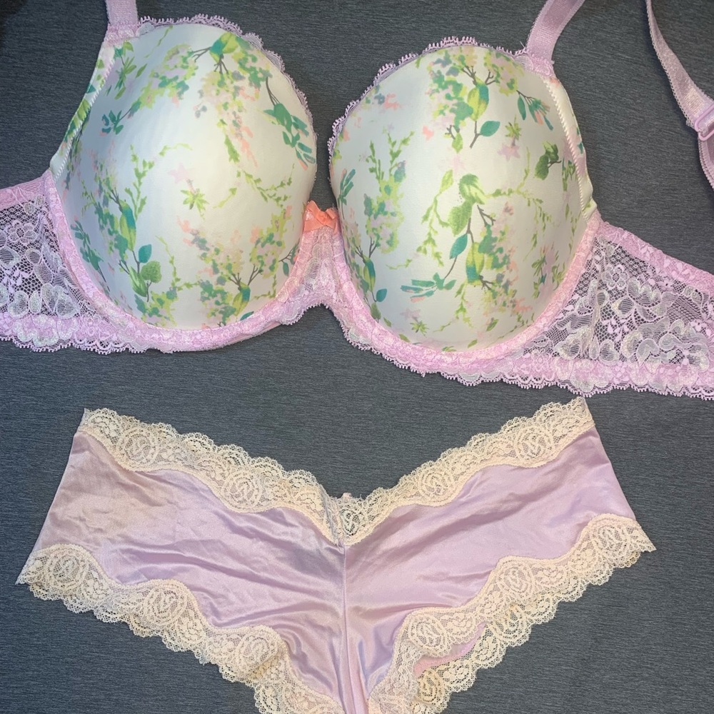 Victoria Secret VS Bra 34DD Lined Demi Dream Angels Pink Floral Iridescent Lace